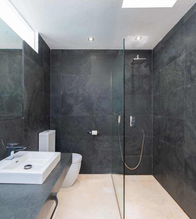Resa Estate Ibiza for sale townhouse cala Carbo es Vedra bathroom.jpg